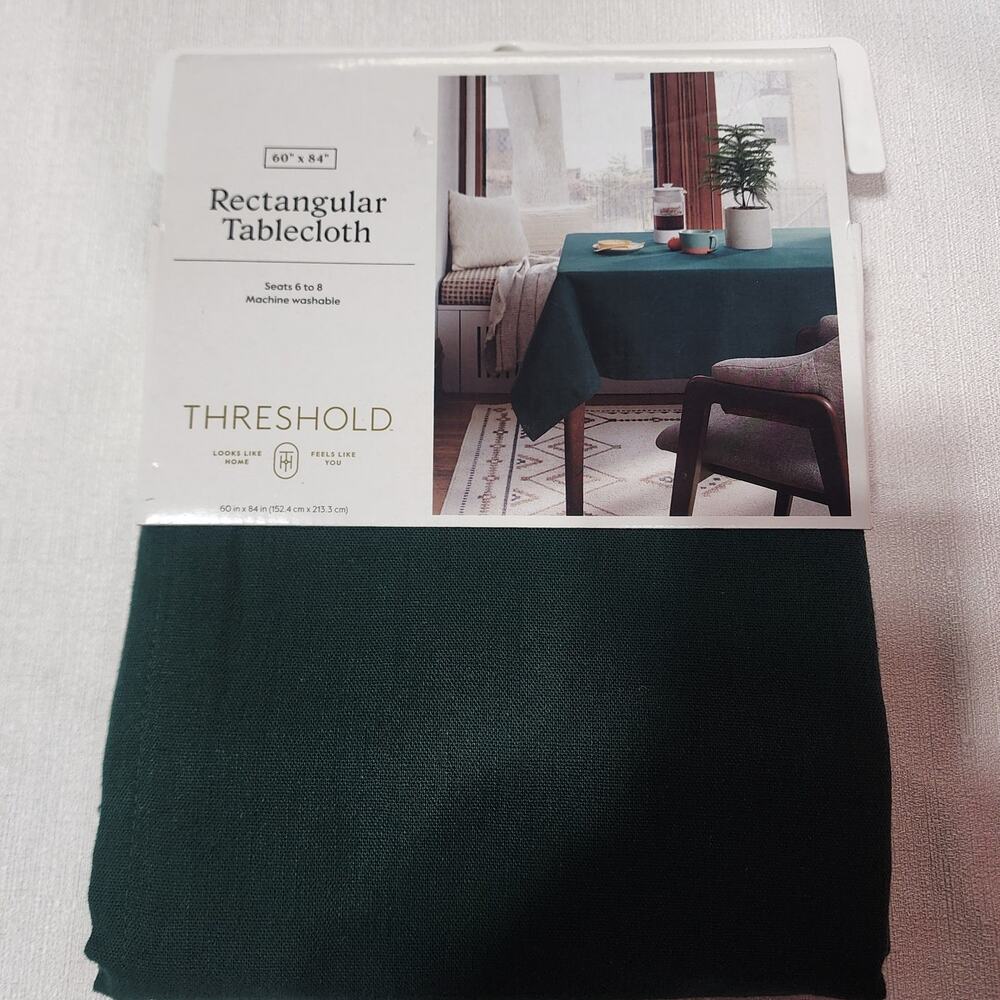 Threshold rectangular tablecloth W60''x L84''seats 8-10